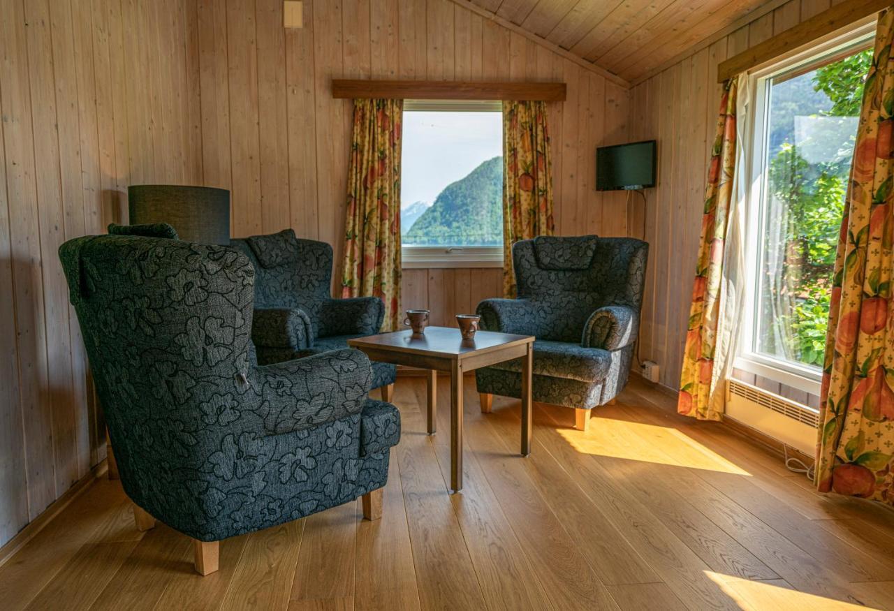 Dragsvik Fjordhotel (Adults Only) بليستران المظهر الخارجي الصورة
