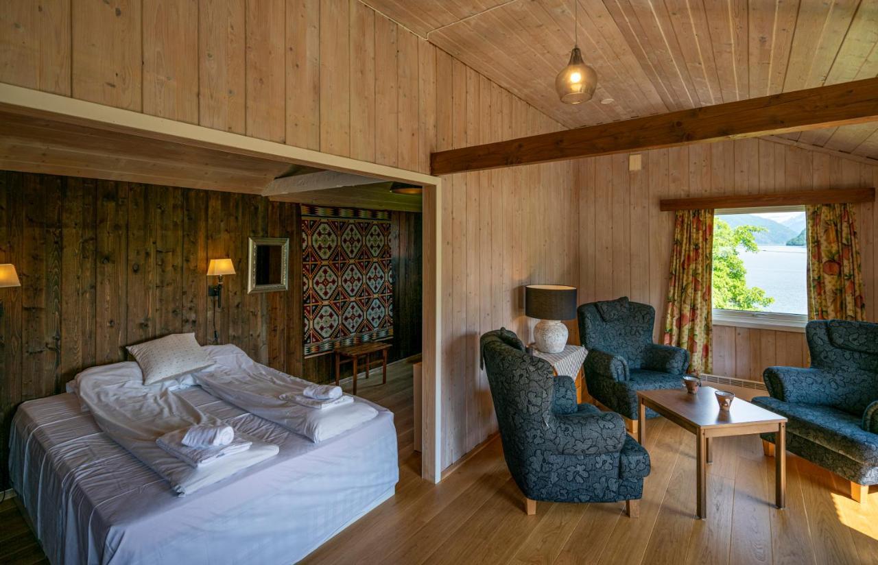 Dragsvik Fjordhotel (Adults Only) بليستران المظهر الخارجي الصورة
