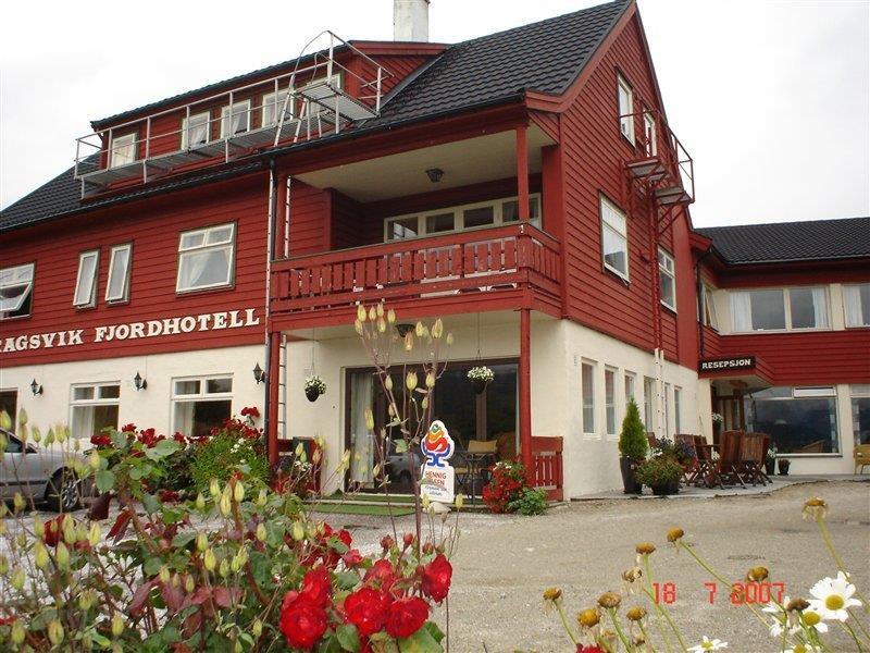 Dragsvik Fjordhotel (Adults Only) بليستران المظهر الخارجي الصورة