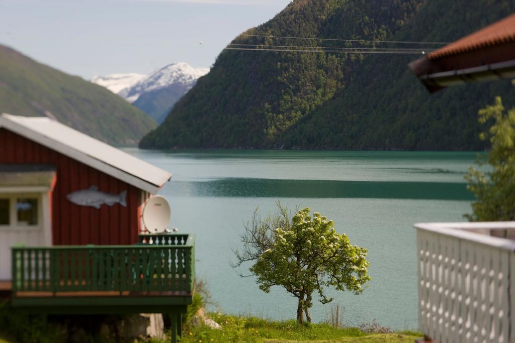 Dragsvik Fjordhotel (Adults Only) بليستران المظهر الخارجي الصورة